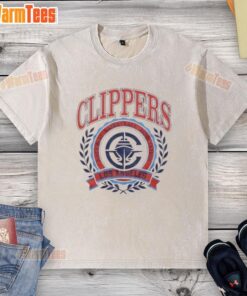 Alt Text: Nice Los Angeles Clippers NBA crest washed t-shirt showcasing team logo in vibrant colors on casual fabric.
