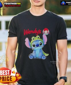 Nice Stitch cosplay featuring a Crocodile and Wendy's T-shirt, showcasing vibrant colors and playful character design.
