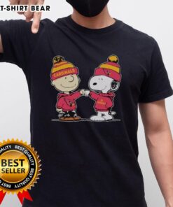 Official Arizona Cardinals Snoopy and Charlie Brown Best Friends T-Shirt featuring iconic cartoon characters in team colors.