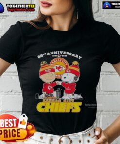 Official Charlie Brown Touch Hand Snoopy X Kansas City Chiefs 66th Anniversary Skyline Ladies Tee design.
