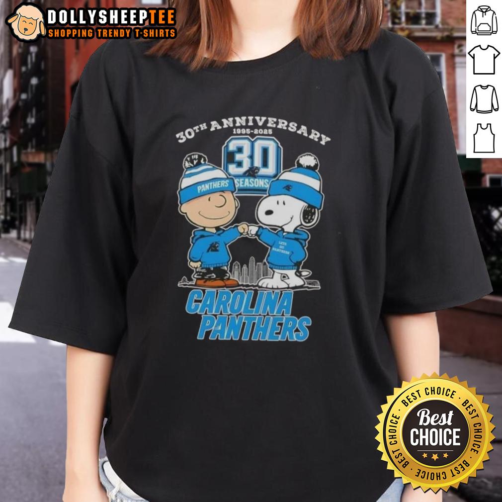 Official Charlie Brown X Snoopy 30th Anniversary 1995 2025 Carolina Panthers Skyline Ladies-Tee Alt Text: Official Charlie Brown X Snoopy 30th Anniversary Tee for Carolina Panthers with skyline design, womens fit.