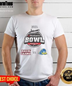 Official Louisiana Ragin' Cajuns vs Delaware Blue Hens 2025 68 Ventures Bowl T-Shirt featuring team colors and logos.