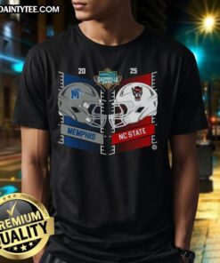 Official Memphis Tigers vs North Carolina State Wolfpack 2025 Gasparilla Bowl Dueling Helmet T-Shirt design showcasing team logos.