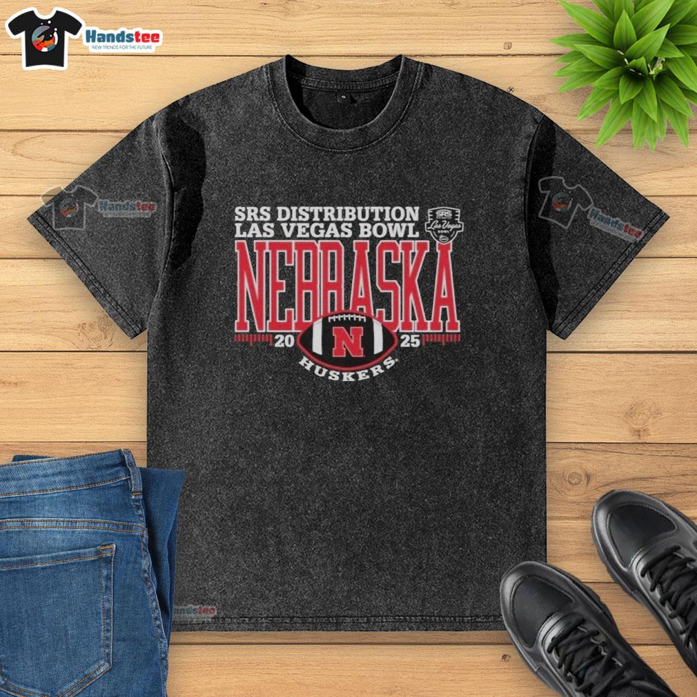 official-nebraska-huskers-football-2025-is4s-salute-to-veterans-bowl-washed-t-shirt Official Nebraska Huskers Football 2025 IS4S Salute to Veterans Bowl washed t-shirt in red, featuring team logo.