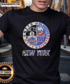 Official New York Nets, Islanders, Mets, and Giants mashup logo T-shirt showcasing iconic NYC sports team logos.
