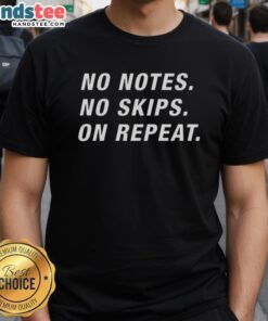 Official No Notes No Skips On Repeat Chicago Bears T-Shirt featuring bold team logo and vibrant colors for fans.