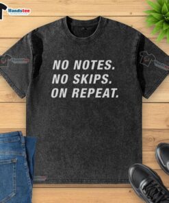 Alt Text: Chicago Bears washed t-shirt featuring 'Official No Notes No Skips' design, perfect for fans and casual wear.