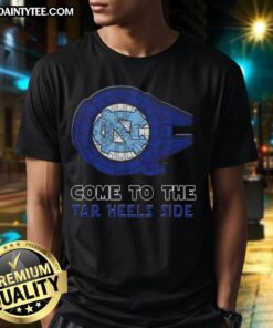 Official Star Wars Come To The North Carolina Tar Heels Side T-Shirt featuring iconic characters and team colors.