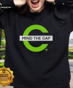 Original Mind the Gap Sweatshirt in stylish design, perfect for casual wear and urban fashion enthusiasts.