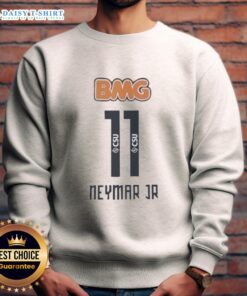 Original Neymar Jr 11 CSU Santos FC BMG sweatshirt featuring vibrant colors and stylish design, perfect for fans.
