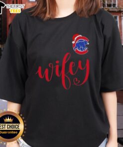 Original Wifey Chicago Cubs Santa Hat Merry Christmas Ladies Tee, featuring festive design perfect for holiday celebrations.