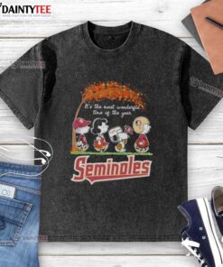 Alt Text: Premium Florida State Seminoles X Peanuts Snoopy and Friends autumn t-shirt, perfect for fall festivities and fandom.
