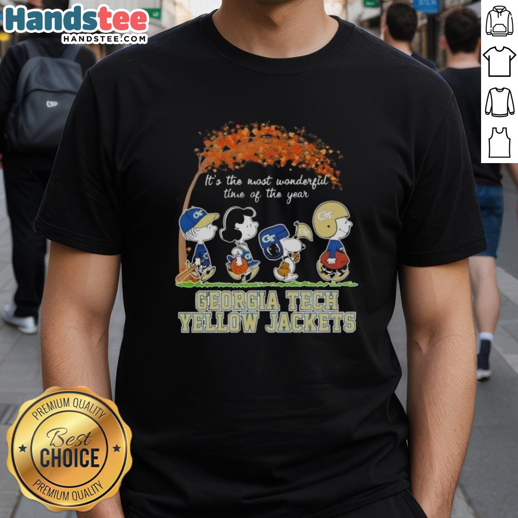 premium-georgia-tech-yellow-jackets-x-peanuts-snoopy-and-friends-autumn-its-the-most-wonderful-time-t-shirt-1 Premium Georgia Tech Yellow Jackets X Peanuts Snoopy and Friends autumn t-shirt featuring festive design and vibrant colors.