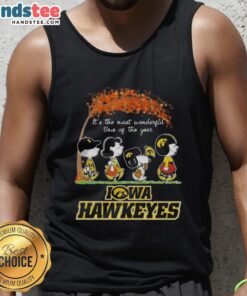 Premium Iowa Hawkeyes X Peanuts Snoopy and Friends autumn tank top celebrating the most wonderful time of the year.