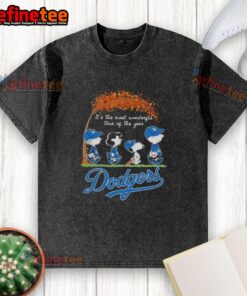 Premium Los Angeles Dodgers X Peanuts Snoopy and Friends washed t-shirt for autumn, celebrating the most wonderful time of the year.