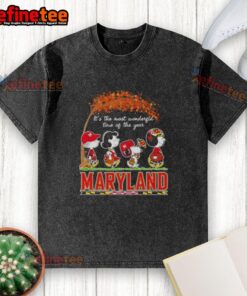 Premium Maryland Terrapins X Peanuts Snoopy and Friends autumn t-shirt featuring festive holiday design.