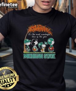 Premium Michigan State Spartans X Peanuts Snoopy autumn t-shirt featuring Snoopy and friends for the most wonderful time.