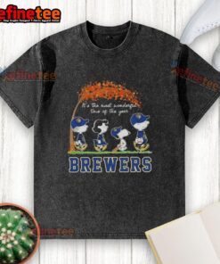 Alt Text: Premium Milwaukee Brewers X Peanuts Snoopy and Friends autumn t-shirt featuring festive design for the holiday season.