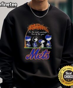 Premium New York Mets x Peanuts Snoopy and Friends sweatshirt for autumn, celebrating the most wonderful time of the year.