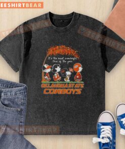 Premium Oklahoma State Cowboys X Peanuts Snoopy and Friends autumn washed t-shirt showcasing festive fall designs.