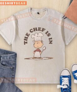Premium Peanuts Linus the Chef washed t-shirt featuring a playful design and soft fabric, perfect for fans and casual wear.