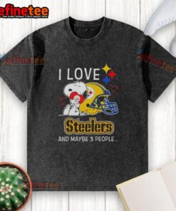 Alt Text: Premium Peanuts Snoopy Hug Heart I Love Pittsburgh Steelers T-Shirt, perfect for fans and unique gift ideas.