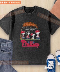 Premium Philadelphia Phillies X Peanuts Snoopy and Friends autumn t-shirt featuring a whimsical design for baseball fans.