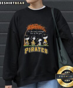 Alt Text: Premium Pittsburgh Pirates X Peanuts Snoopy sweatshirt celebrating autumn and the holiday season in vibrant colors.