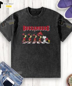 Premium Tampa Bay Buccaneers X Peanuts Snoopy and Friends Abbey Road washed t-shirt featuring iconic characters in vibrant colors.
