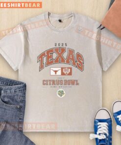 Alt Text: Premium Texas Longhorns Cheez-It Citrus Bowl 2025 washed t-shirt featuring vibrant team colors and logo design.