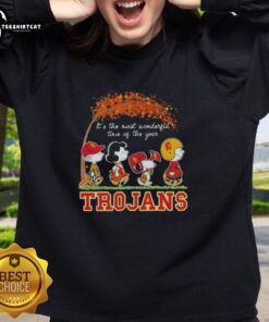 Premium USC Trojans X Peanuts Snoopy and Friends autumn sweatshirt for a cozy, festive look this holiday season.