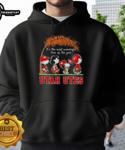 Alt Text: Premium Utah Utes X Peanuts Snoopy and Friends hoodie showcasing autumn vibes and festive cheer for the season.