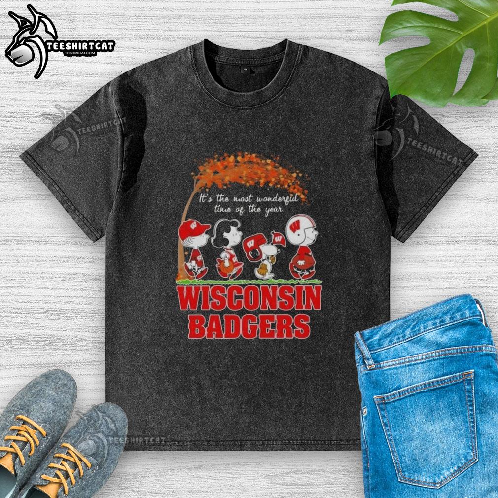 premium-wisconsin-badgers-x-peanuts-snoopy-and-friends-autumn-its-the-most-wonderful-time-washed-t-shirt Premium Wisconsin Badgers X Peanuts Snoopy and Friends autumn washed t-shirt showcasing festive fall designs.