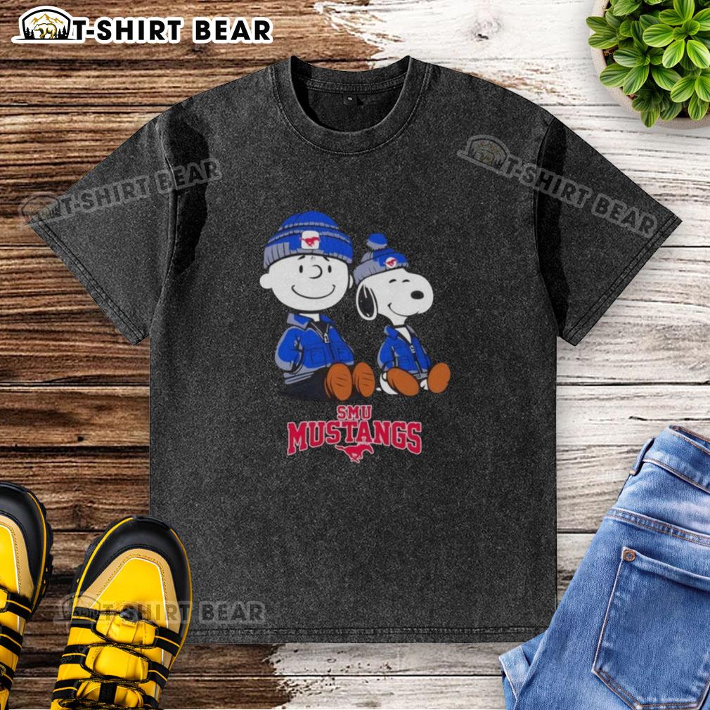 Pretty Smu Mustangs X Snoopy And Charlie Brown Washed T Shirt Pretty Smu Mustangs x Snoopy and Charlie Brown washed t-shirt featuring vibrant graphics and a relaxed fit for casual style.