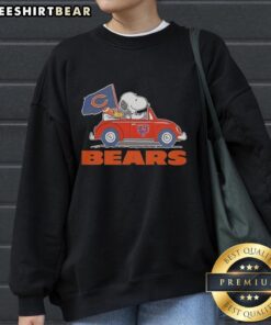 Cute Snoopy and Woodstock on a Chicago Bears football car sweatshirt, perfect for fans and cozy game days.