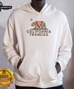 Alt Text: Vintage hoodie featuring a bear and California Republic wordplay, perfect for Trancas, California style lovers.
