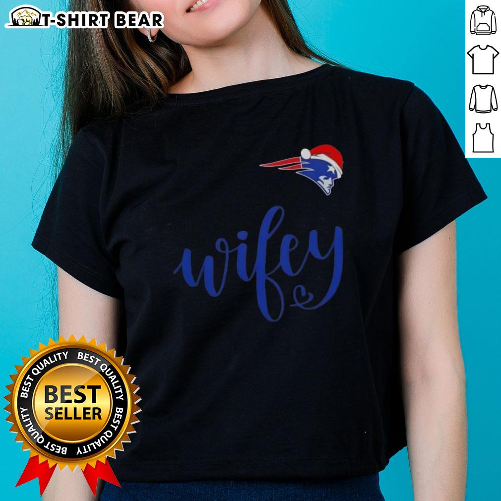 Pretty Wifey New England Patriots Santa Hat Merry Christmas Ladies Tee Pretty Wifey New England Patriots Santa Hat Merry Christmas Ladies Tee featuring festive design for holiday cheer.