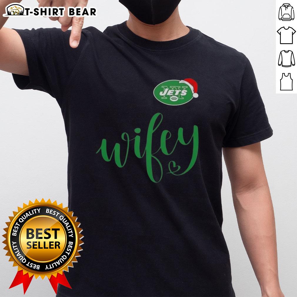Pretty Wifey New York Jets Santa Hat Merry Christmas T Shirt Pretty Wifey New York Jets Santa Hat Merry Christmas T-Shirt featuring festive design and team colors for holiday cheer.