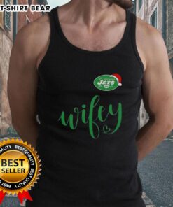 Pretty Wifey New York Jets Santa Hat Merry Christmas tank top displayed on a festive background, perfect for holiday cheer.