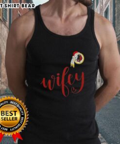 Pretty Wifey Washington Redskins Santa Hat Merry Christmas Tank Top, perfect for holiday cheer and game day style.