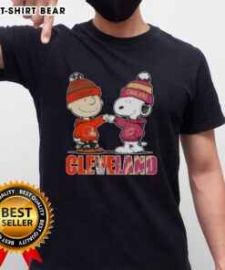 Top Charlie Brown and Snoopy Cleveland City Sports Browns x Cavaliers T-Shirt in vibrant colors, perfect for fans.