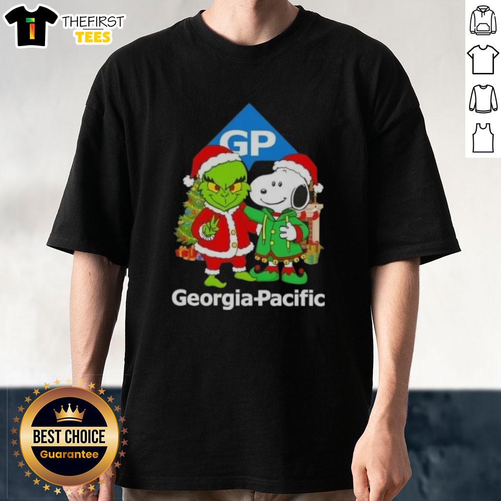 top-georgia-pacific-x-grinch-and-snoopy-merry-christmas-t-shirt-1 Top Georgia-Pacific X Grinch and Snoopy Merry Christmas T-Shirt featuring festive graphics for holiday cheer.