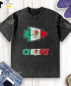 Alt Text: Top Kansas City Chiefs football t-shirt featuring a Mexican flag logo design, perfect for fans and casual wear.