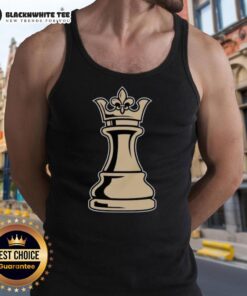 Alt Text: Stylish 'Top New Orleans Saints The Queen Can Make Any Move' tank top featuring vibrant team colors and logo.