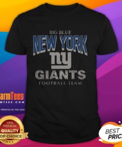 Top New York Giants head on T-shirt featuring bold team colors and logo, perfect for fans and game day wear.