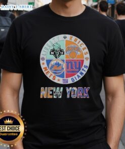 Alt Text: Top New York Giants, Mets, Knicks, and Liberty mashup logo T-shirt design for sports fans.
