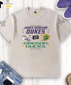 Top Oregon Ducks vs JMU Dukes 2025 CFP First Round Matchup washed t-shirt featuring team logos and vibrant colors.