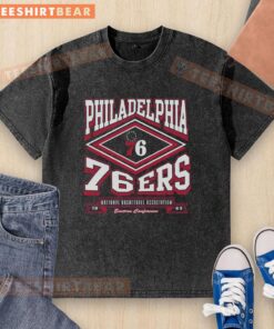 Alt Text: Top Philadelphia 76ers Heater Washed T-Shirt featuring team logo and stylish design, perfect for fans and casual wear.