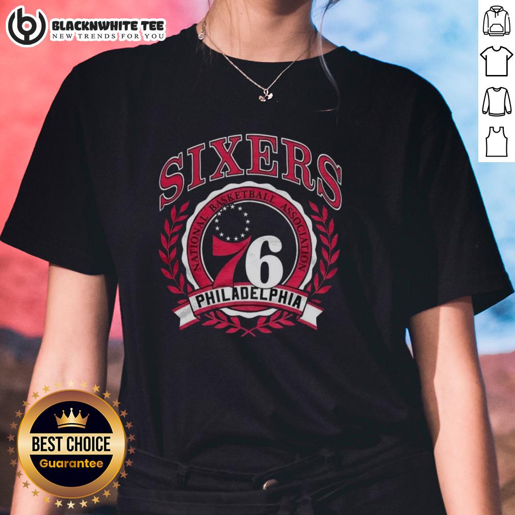 Top Philadelphia 76ers National Basketball Association Logo Laurel Wreath Frame Retro Ladies-Tee Retro ladies tee featuring the Philadelphia 76ers logo framed by a laurel wreath, perfect for NBA fans.