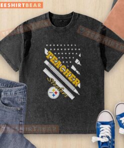 Alt Text: Top Pittsburgh Steelers Football X Teacher American Flag Washed T-Shirt in black, perfect for fans and educators.